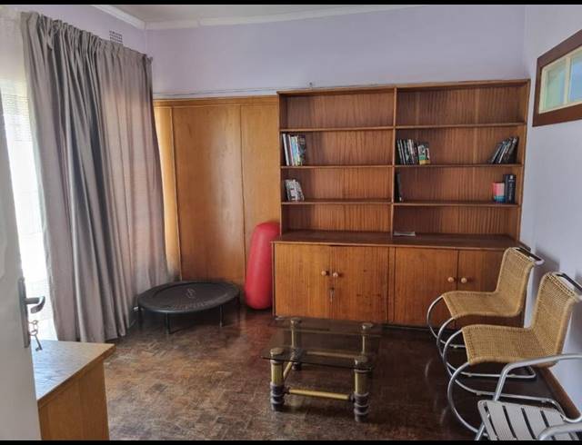 4 BEDROOM HOUSE FOR SALE IN OBSERVATORY